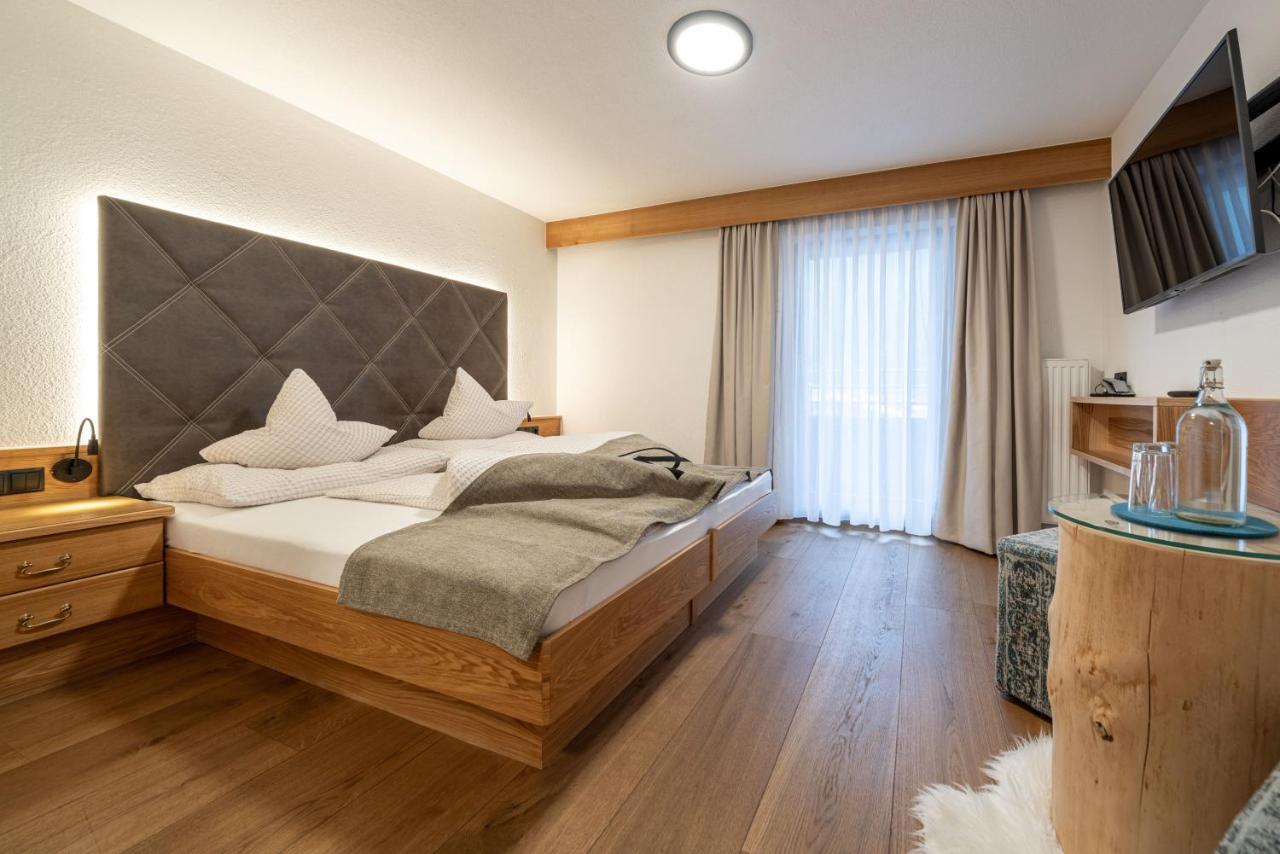 Genusshotel Alpenblick Langenfeld Bagian luar foto