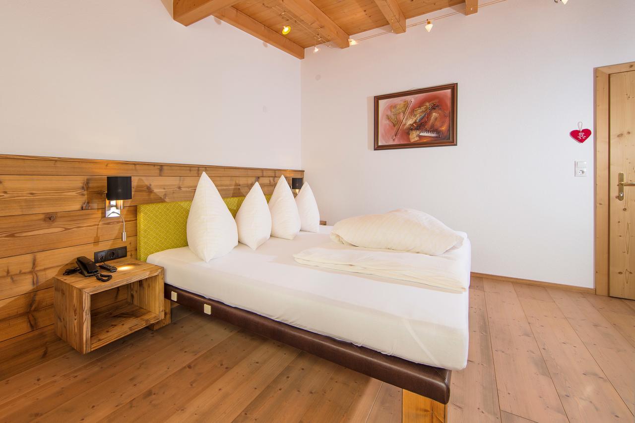 Genusshotel Alpenblick Langenfeld Bagian luar foto